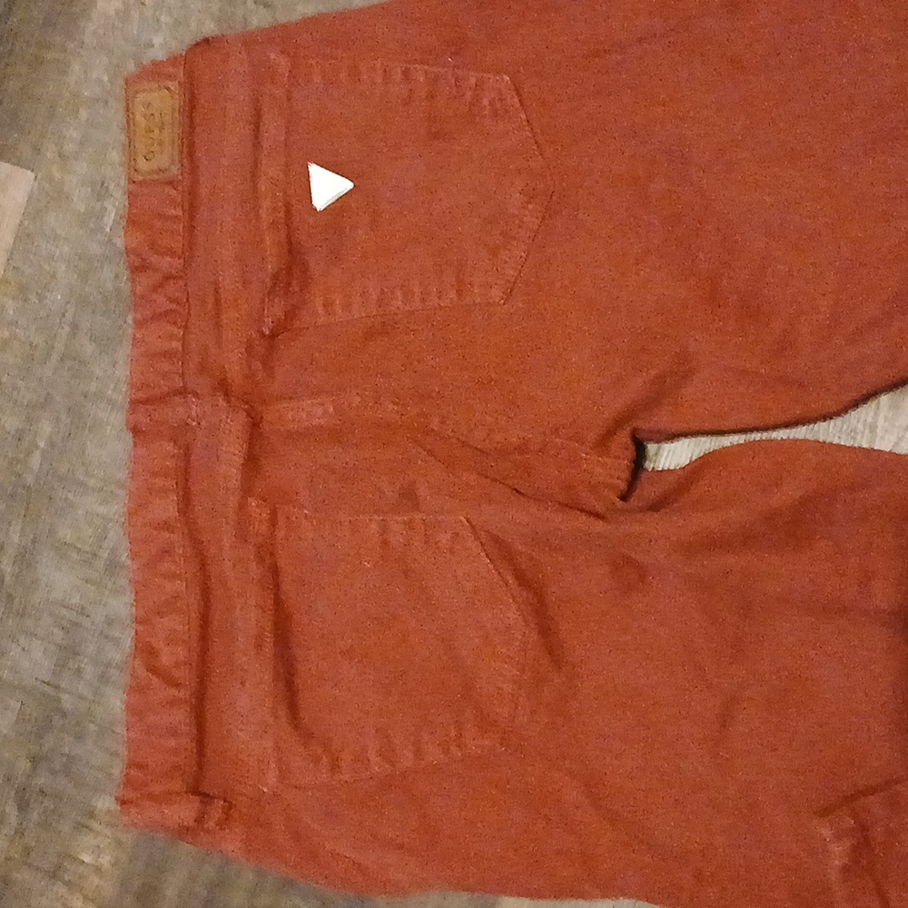 Red Guess jeans - Picture 7 of 9